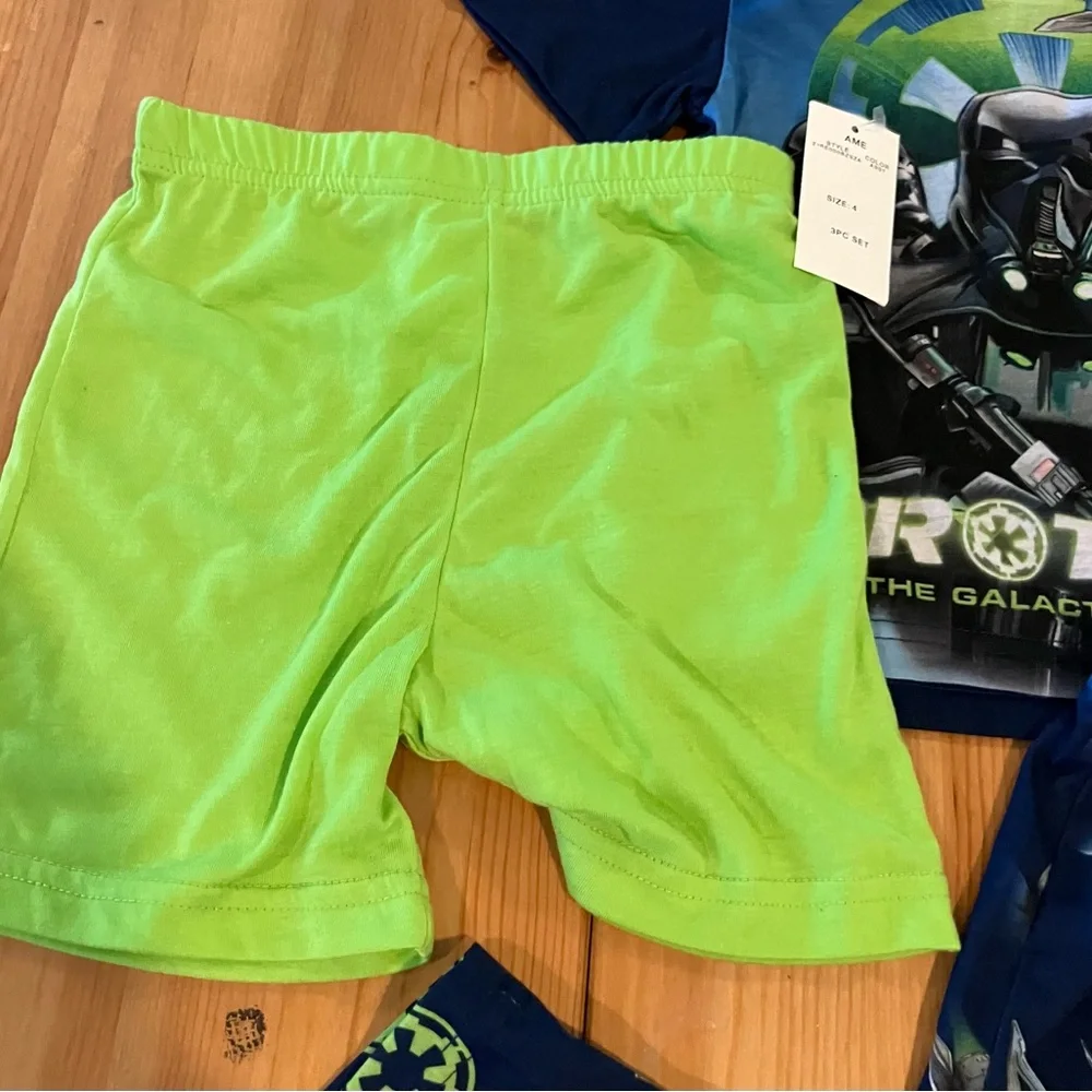 NWT Star Wars Kids Rogue One 3-piece  Pajama Set - Blue and Lime Green size 4T